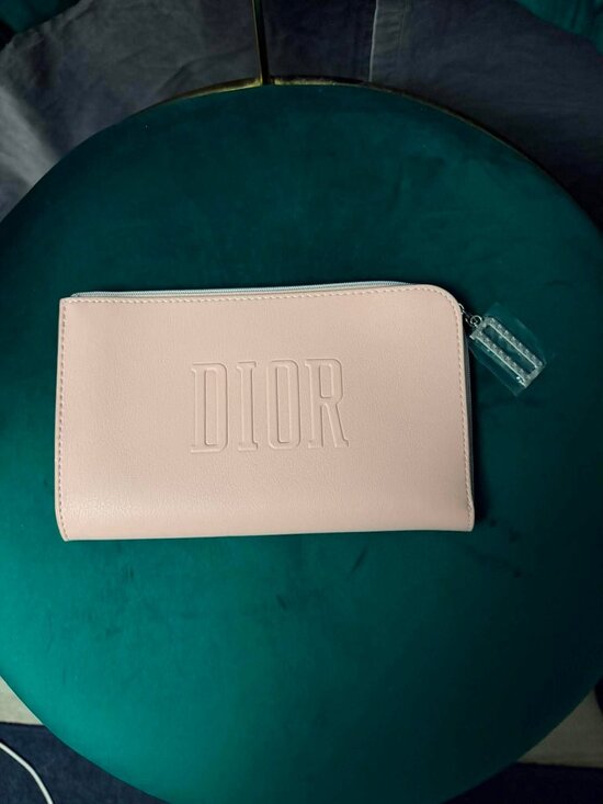 Dior Handbags - Christian Dior Beauty VIP Gift With Purchase Zip Around Clutch / Cosmetic Pouch